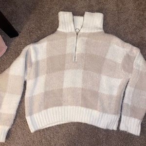 Jessica Simpson Turtle neck sweater